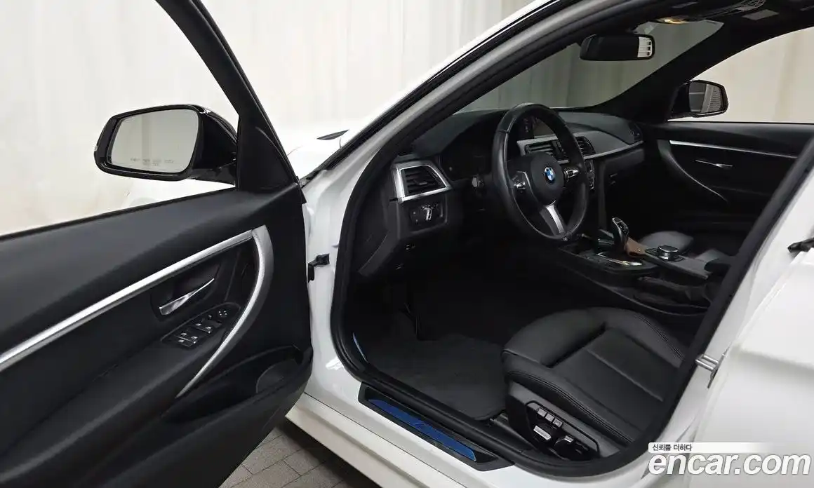 BMW 3-Series 2018 2.0 гидро в Москве № 1758571, фото 13