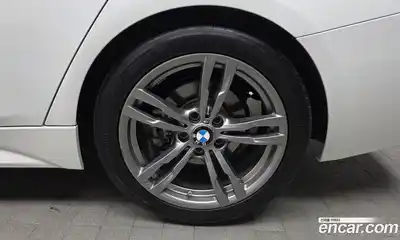 BMW 3-Series 2018 2.0 гидро в Москве № 1758571, миниатюра 7