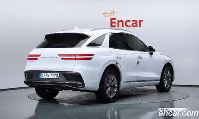 Genesis GV70 2025 2.5 гидро в Москве № 1758638, миниатюра 2
