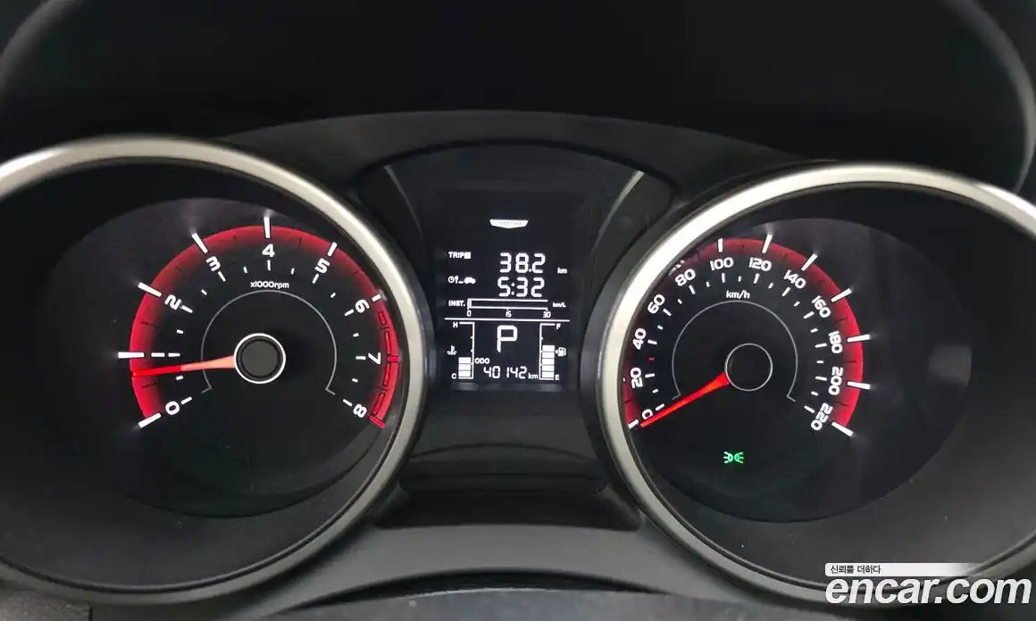 SsangYong TIBOLI 2016 1.6 гидро в Москве № 1759076, фото 10