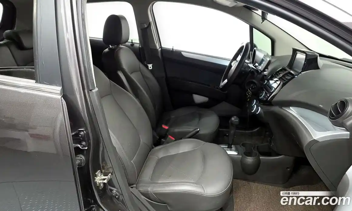Chevrolet Spark 2013 1.0 гидро в Москве № 1759908, фото 16