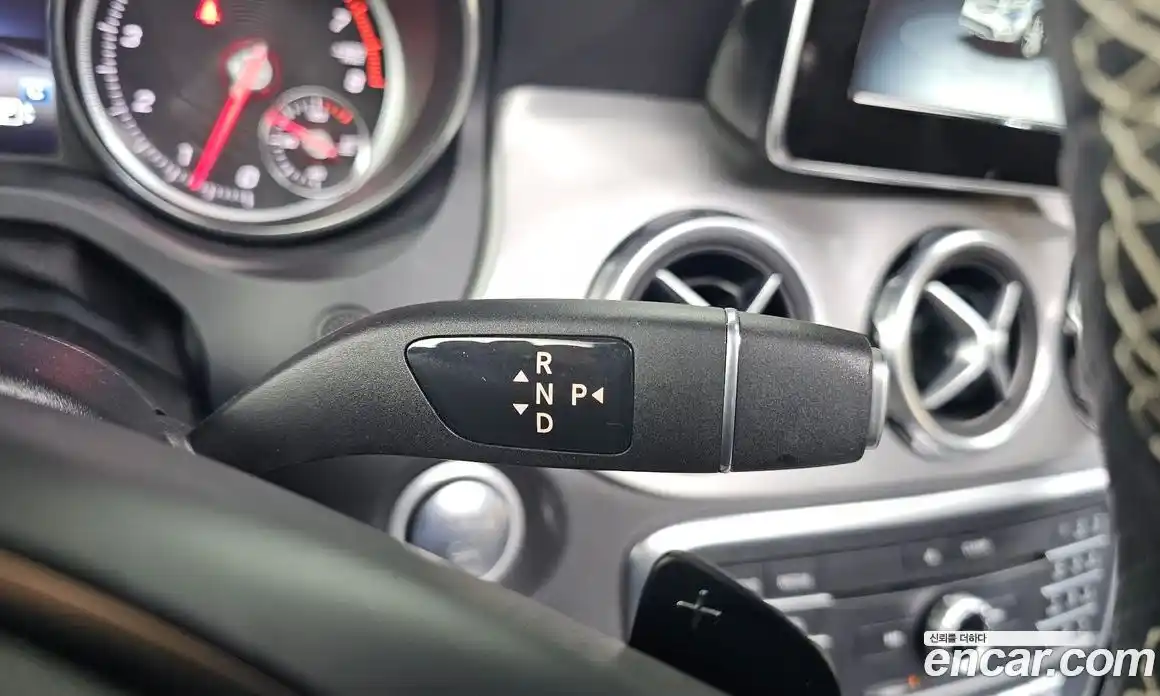 Mercedes-Benz GLA-Class 2018 2.0 гидро в Москве № 1762638, фото 11