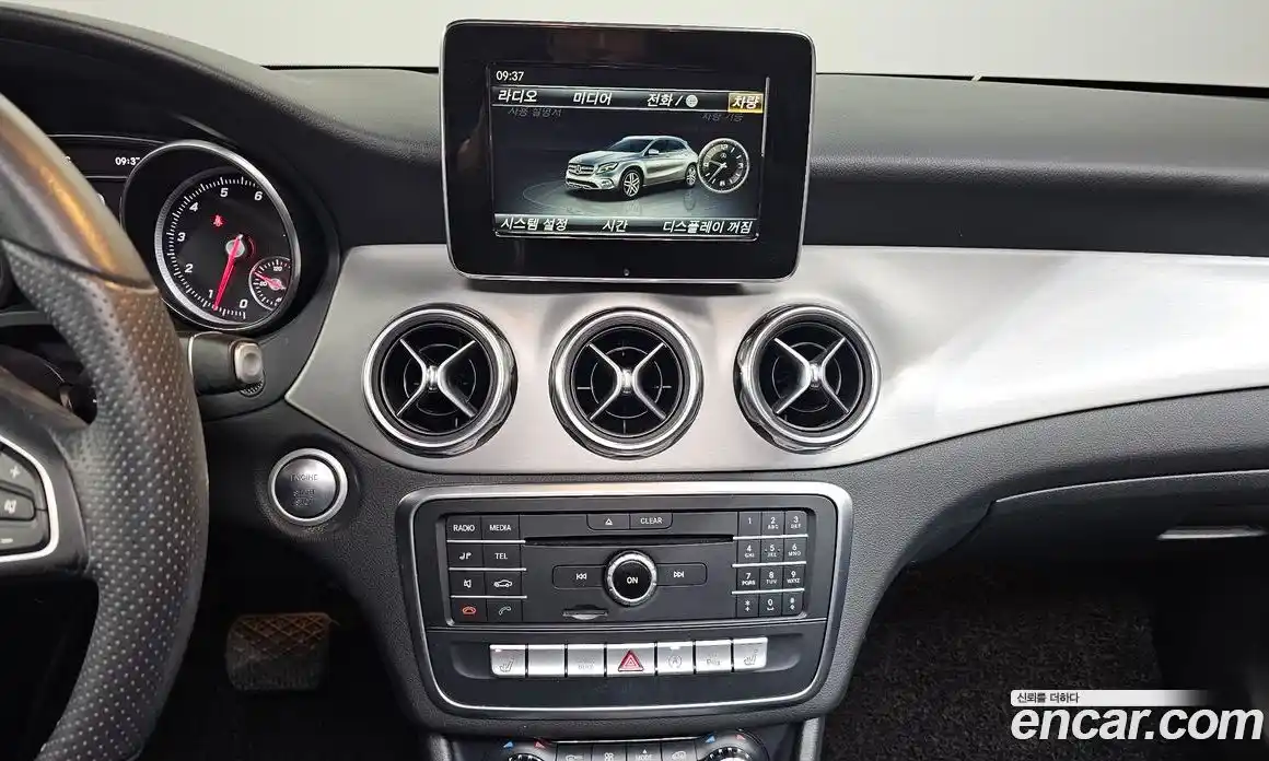 Mercedes-Benz GLA-Class 2018 2.0 гидро в Москве № 1762638, фото 19