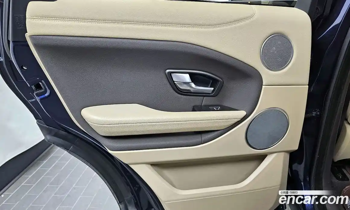 Land Rover Range-Rover Evoque 2017 2.0 гидро в Москве № 1764025, фото 15