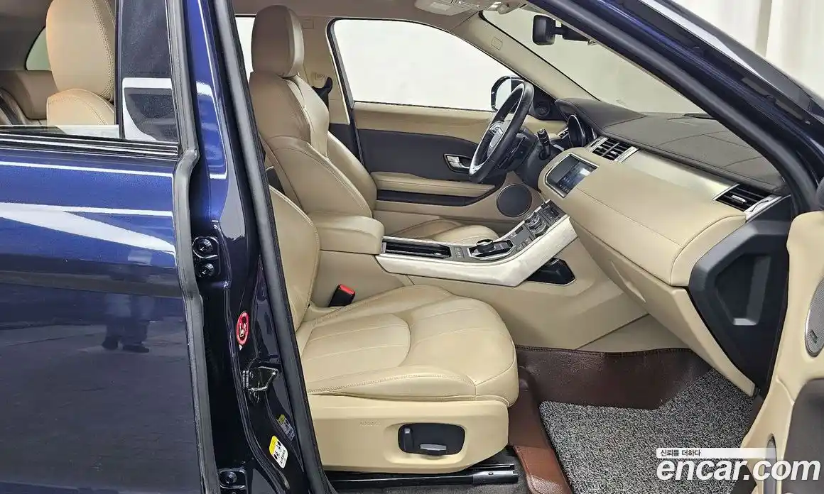 Land Rover Range-Rover Evoque 2017 2.0 гидро в Москве № 1764025, фото 17