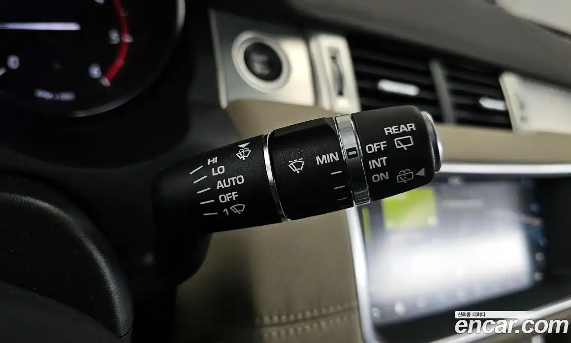 Land Rover Range-Rover Evoque 2017 2.0 гидро в Москве № 1764025, фото 27