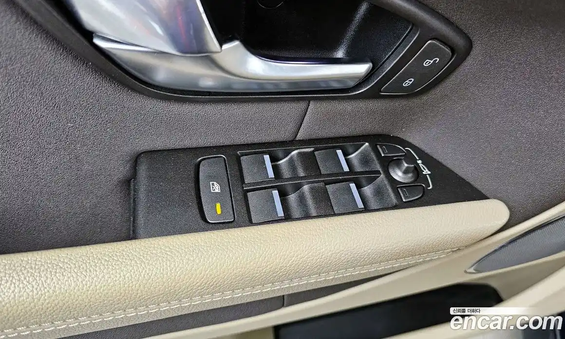Land Rover Range-Rover Evoque 2017 2.0 гидро в Москве № 1764025, фото 28