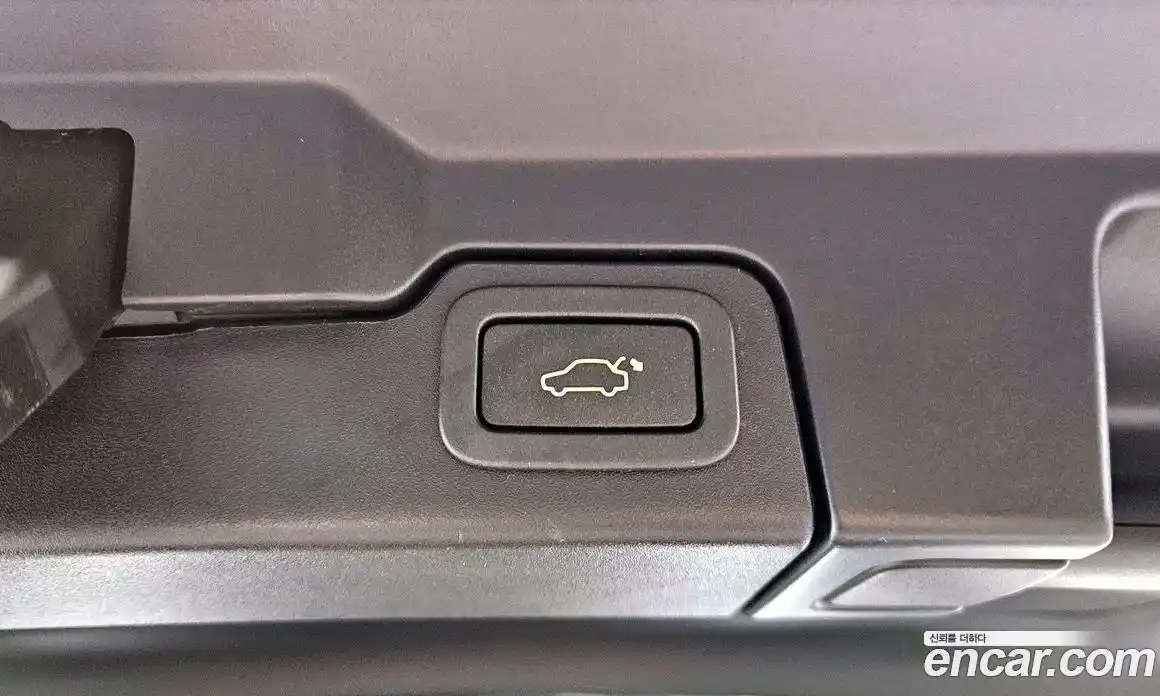 Land Rover Range-Rover Evoque 2017 2.0 гидро в Москве № 1764025, фото 31