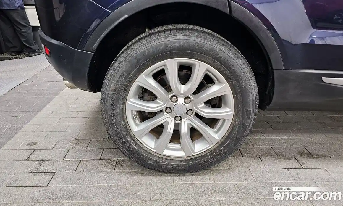 Land Rover Range-Rover Evoque 2017 2.0 гидро в Москве № 1764025, фото 6