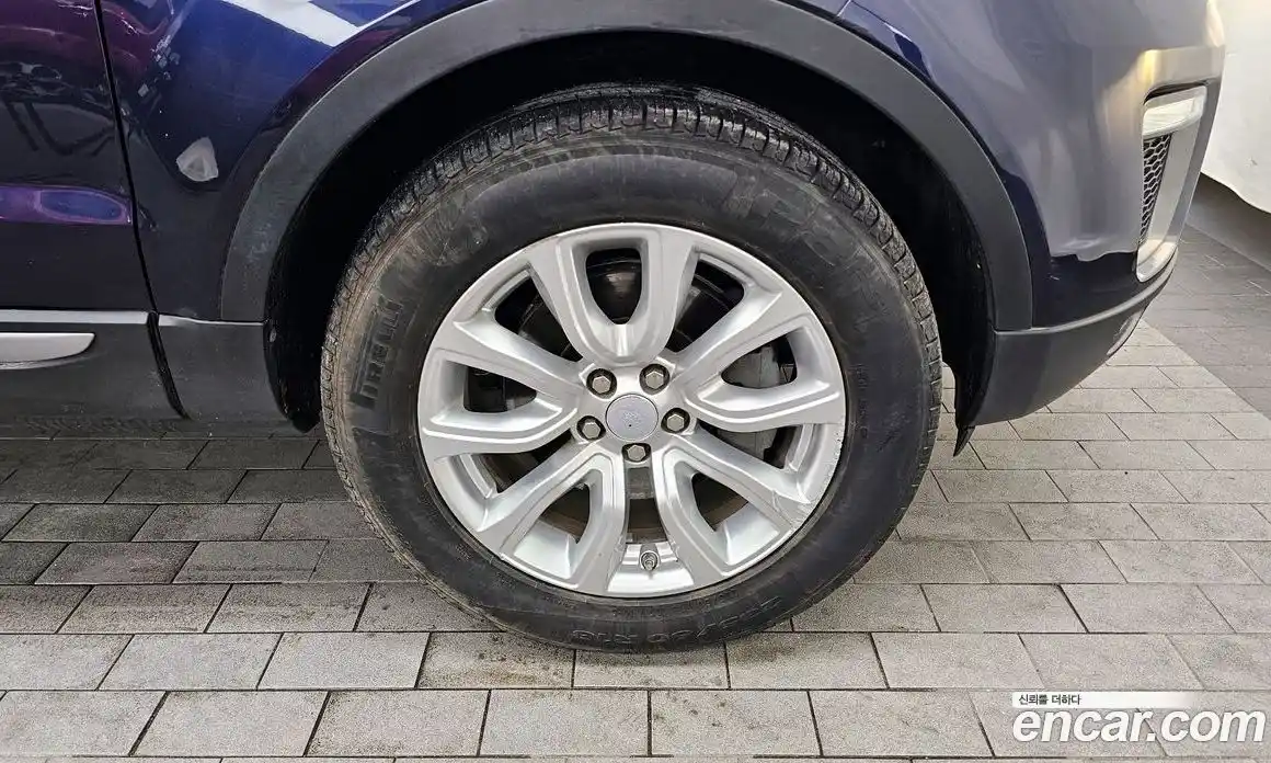 Land Rover Range-Rover Evoque 2017 2.0 гидро в Москве № 1764025, фото 7