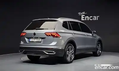 Volkswagen Tiguan 2022 2.0 гидро в Москве № 1765030, миниатюра 2