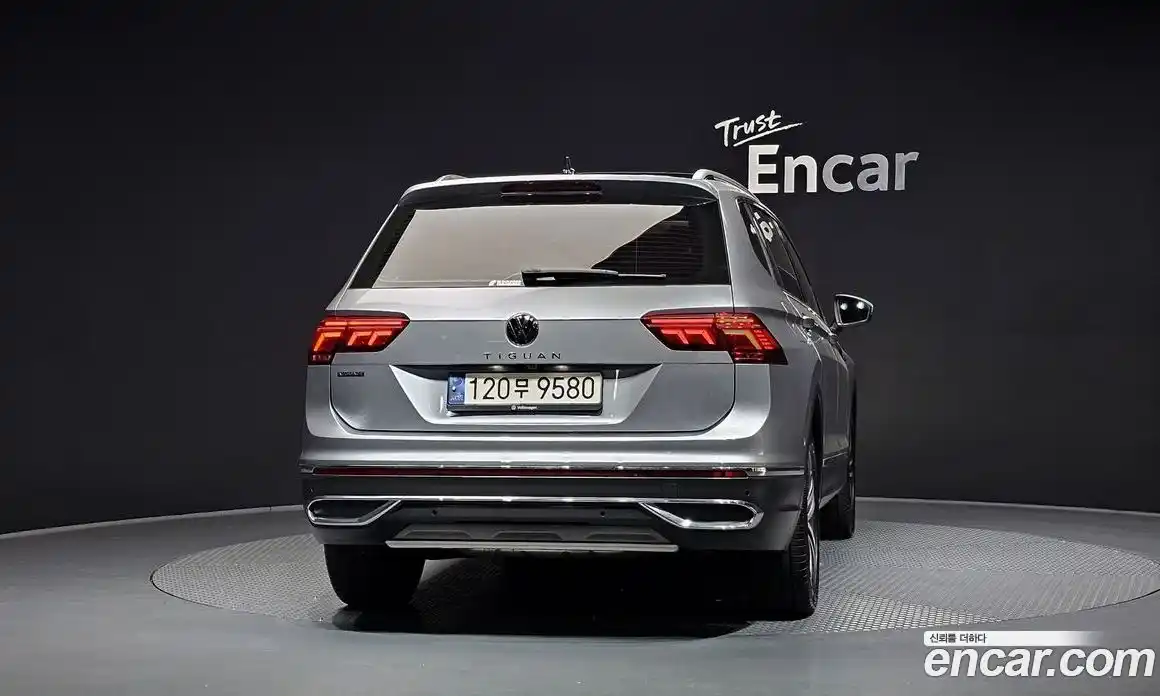 Volkswagen Tiguan 2022 2.0 гидро в Москве № 1765030, фото 4