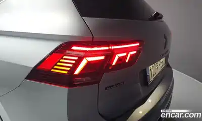 Volkswagen Tiguan 2022 2.0 гидро в Москве № 1765030, миниатюра 9