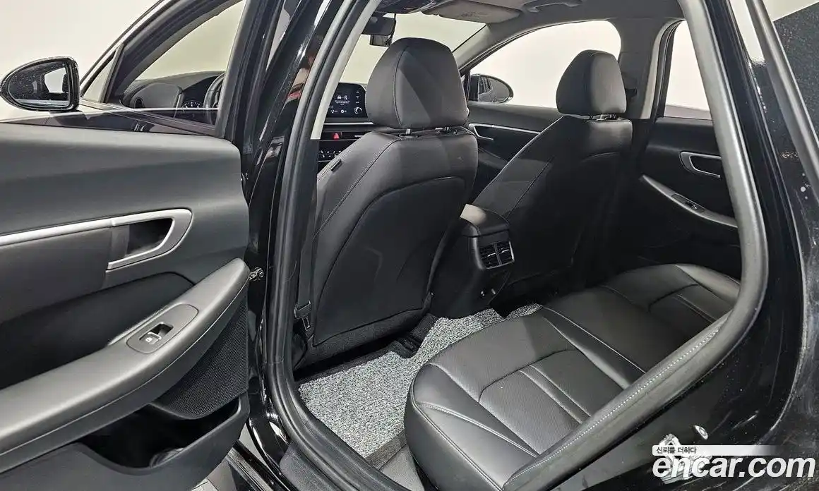 Hyundai Sonata 2022 2.0 гидро в Москве № 1830714, фото 11