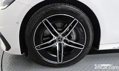 Mercedes-Benz E-Class 2025 2.0 гидро в Москве № 1832268, миниатюра 5