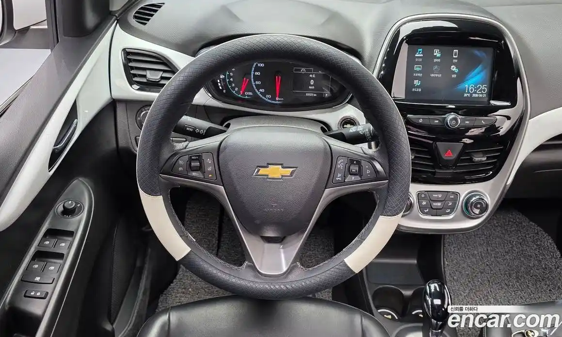 Chevrolet Spark 2016 1.0 гидро в Москве № 1833705, фото 19