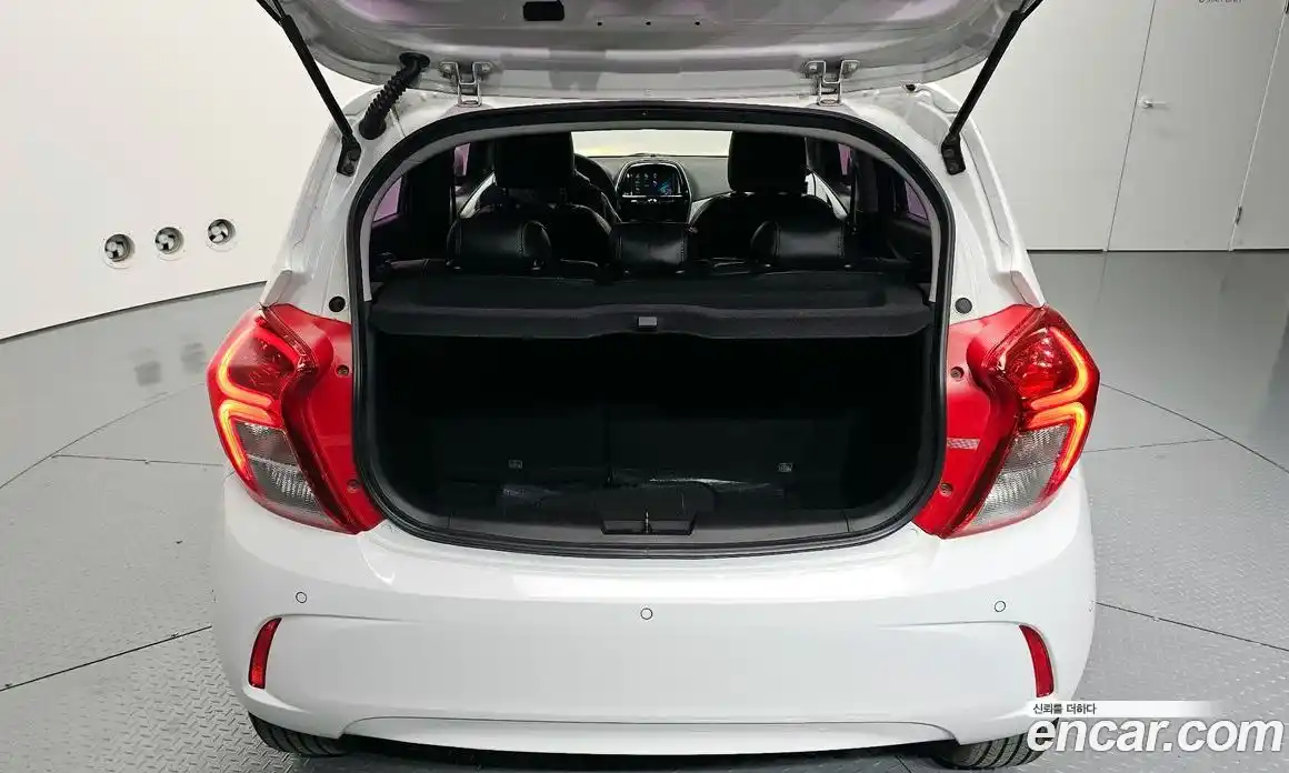 Chevrolet Spark 2016 1.0 гидро в Москве № 1833705, фото 26
