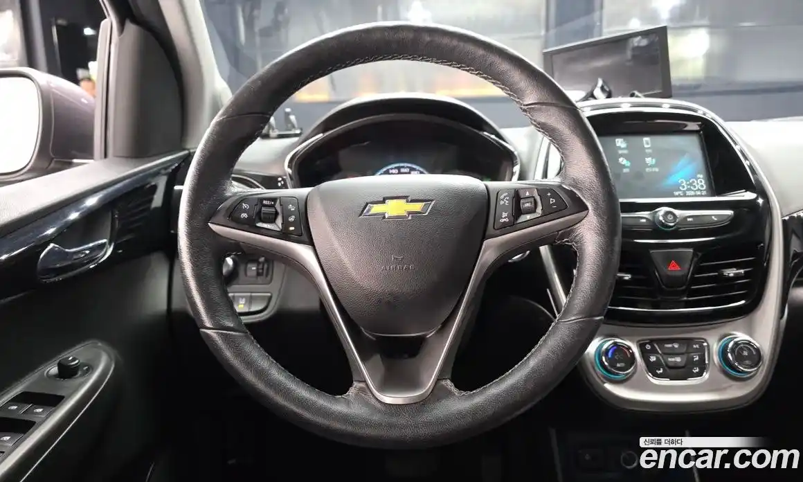 Chevrolet Spark 2015 1.0 гидро в Москве № 1833747, фото 13