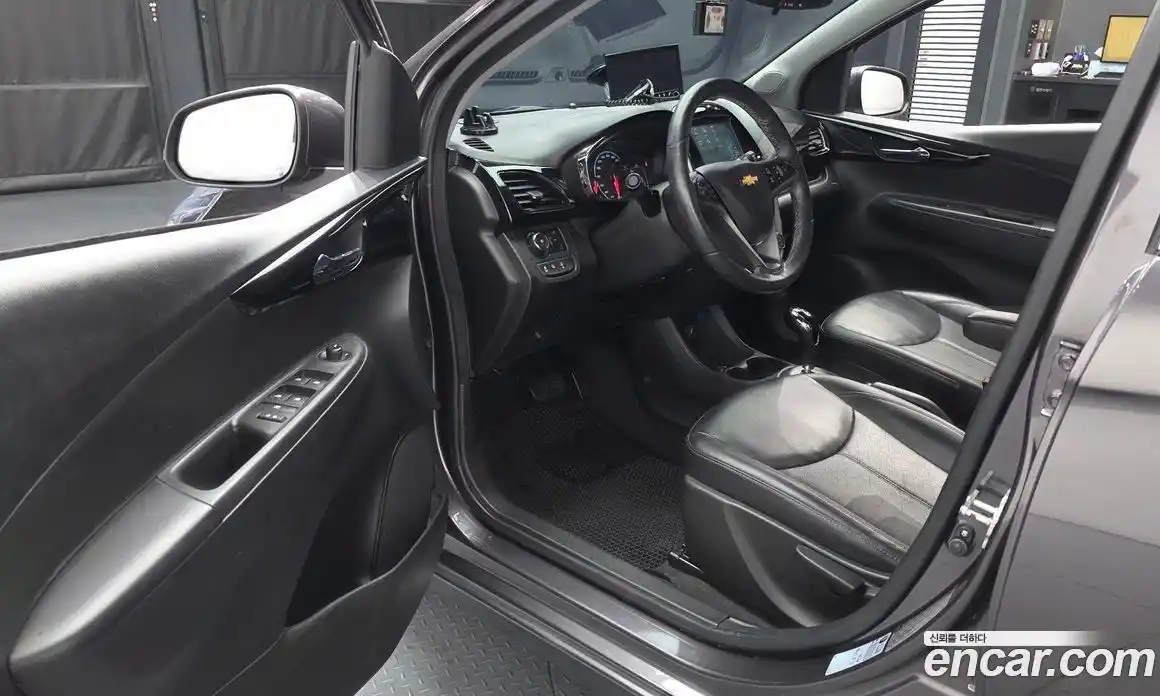 Chevrolet Spark 2015 1.0 гидро в Москве № 1833747, фото 10