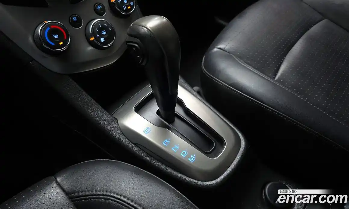 Chevrolet Aveo 2015 1.4 гидро в Москве № 1833943, фото 12