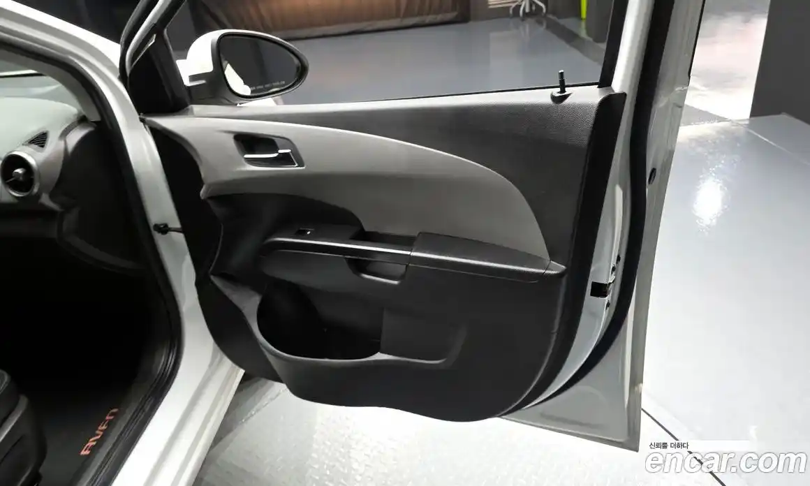 Chevrolet Aveo 2015 1.4 гидро в Москве № 1833943, фото 14