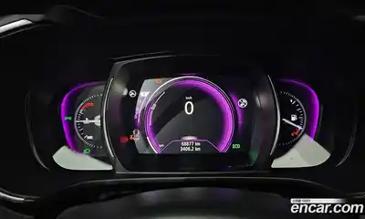 Renault QM6 2022 2.0 гидро в Москве № 1834593, миниатюра 11