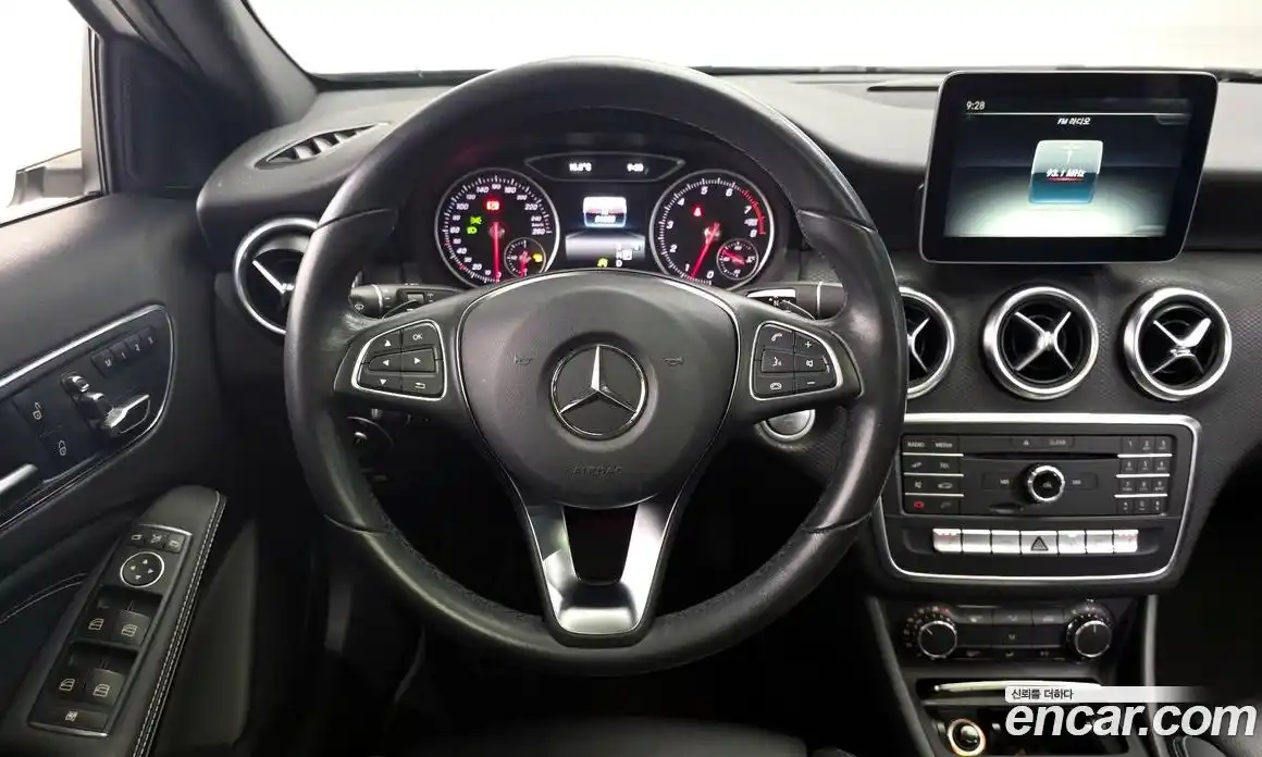Mercedes-Benz A-Class 2017 1.6 гидро в Москве № 1835844, фото 19