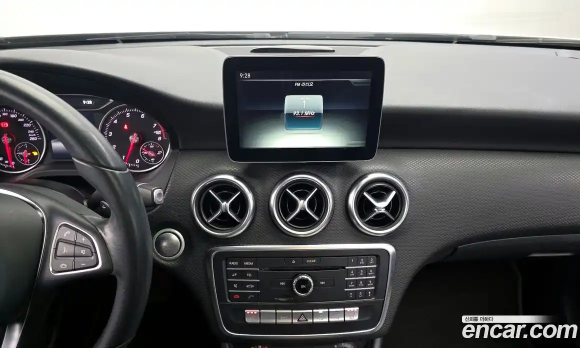 Mercedes-Benz A-Class 2017 1.6 гидро в Москве № 1835844, фото 20