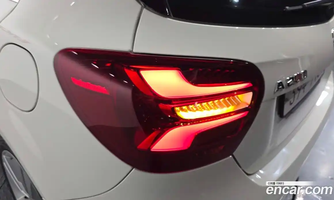 Mercedes-Benz A-Class 2017 1.6 гидро в Москве № 1835844, фото 9