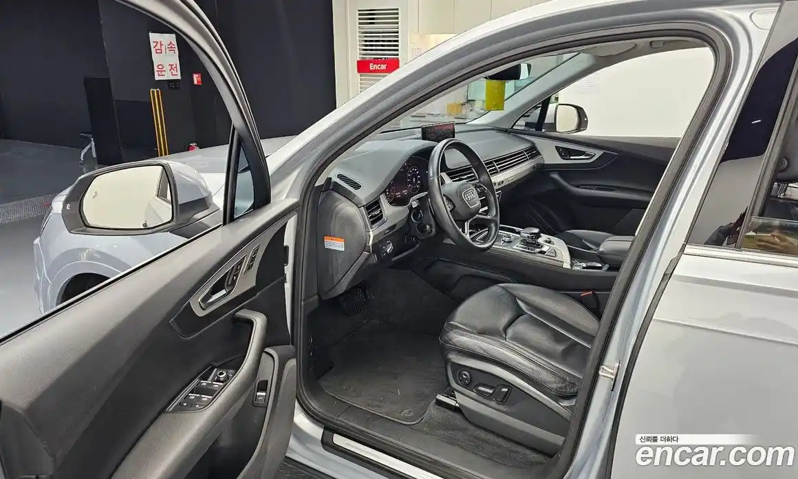Audi Q7 2019 2.0 гидро в Москве № 1836567, фото 10