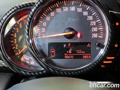 Mini Cooper Convertible 2016 2.0 гидро в Москве № 1837779, миниатюра 12