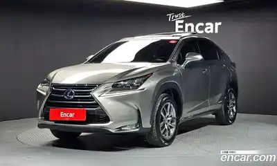Lexus NX, 2017