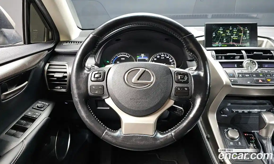 Lexus NX 2017 2.5 гидро в Москве № 1837983, фото 12