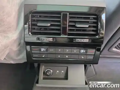 Volkswagen Touareg 2025 3.0 гидро в Москве № 1838247, миниатюра 8