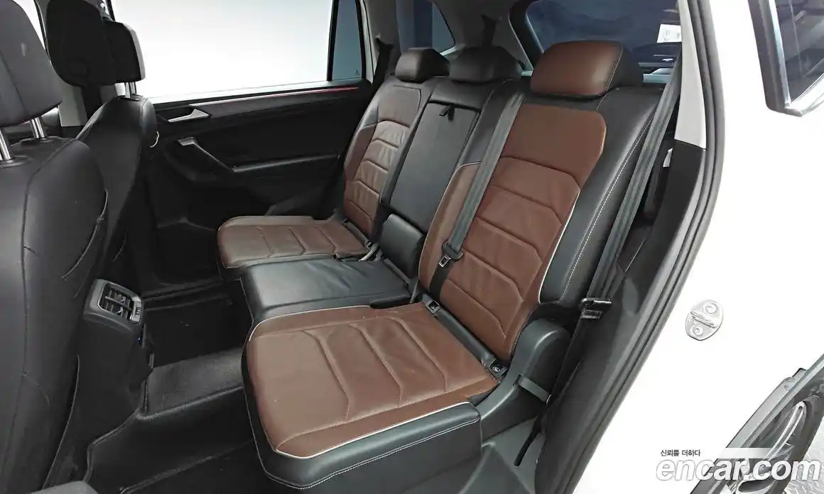 Volkswagen Tiguan 2023 2.0 гидро в Москве № 1838249, фото 11
