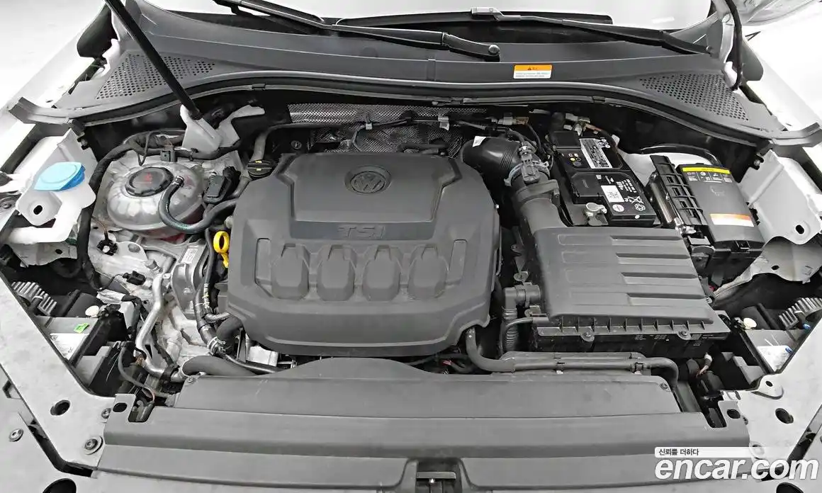 Volkswagen Tiguan 2023 2.0 гидро в Москве № 1838249, фото 19