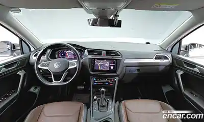 Volkswagen Tiguan 2023 2.0 гидро в Москве № 1838249, миниатюра 6