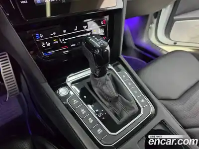 Volkswagen Arteon 2019 2.0 гидро в Москве № 1838265, миниатюра 9