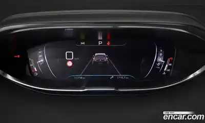 Peugeot 5008 2024 1.2 гидро в Москве, миниатюра 11