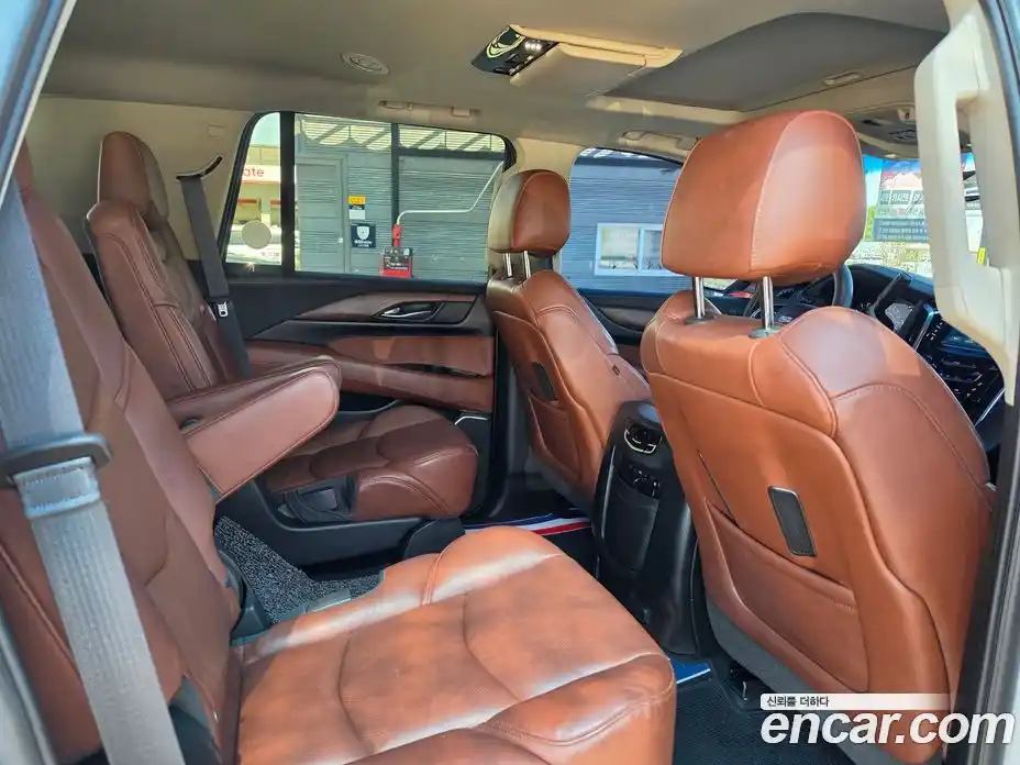 Cadillac Escalade 2018 6.2 гидро в Москве № 1842522, фото 19
