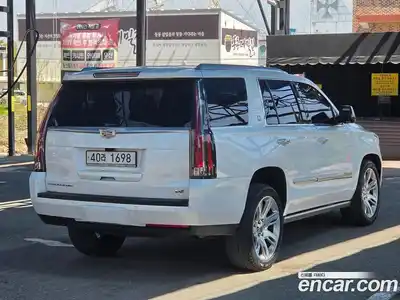 Cadillac Escalade 2018 6.2 гидро в Москве № 1842522, миниатюра 2