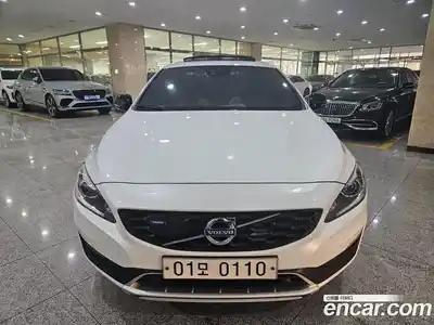 Volvo S60 2016 2.0 гидро в Москве № 196309, миниатюра 2
