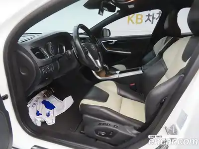 Volvo S60 2016 2.0 гидро в Москве № 196309, миниатюра 5