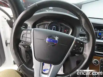 Volvo S60 2016 2.0 гидро в Москве № 196309, миниатюра 8
