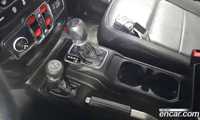 Jeep Wrangler 2019 2.0 гидро в Москве № 232302, миниатюра 9