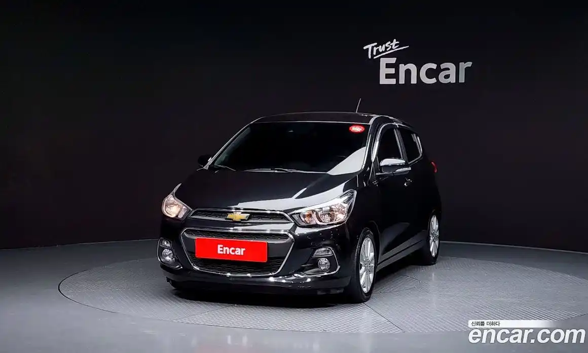 Chevrolet Spark 2016 1.0 гидро в Москве, фото 3