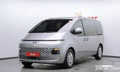 Hyundai Staria, 2023