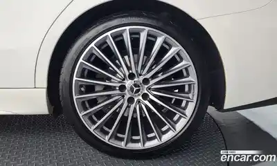 Mercedes-Benz C-Class 2023 2.0 гидро в Москве № 1279670, миниатюра 7