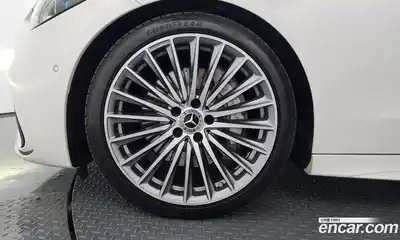 Mercedes-Benz C-Class 2023 2.0 гидро в Москве № 1279670, миниатюра 10