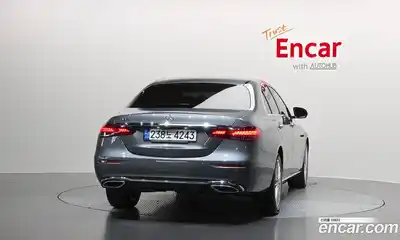 Mercedes-Benz E-Class 2021 2.0 гидро в Москве, миниатюра 4